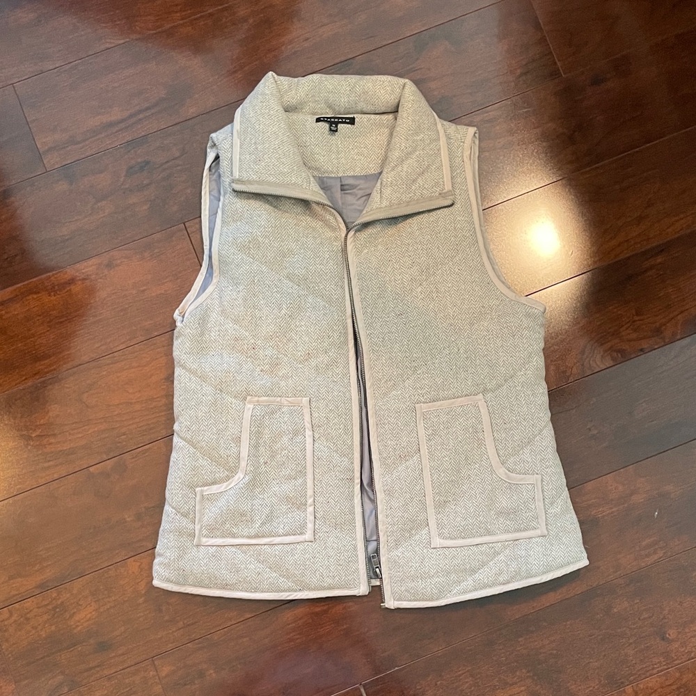 Staccato Gray Quilted Vest with Stand-Up Collar